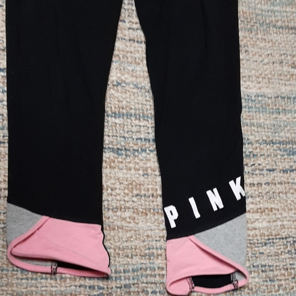 Victoria's Secret PINK Leggings! 💓 - Picture 2 of 6